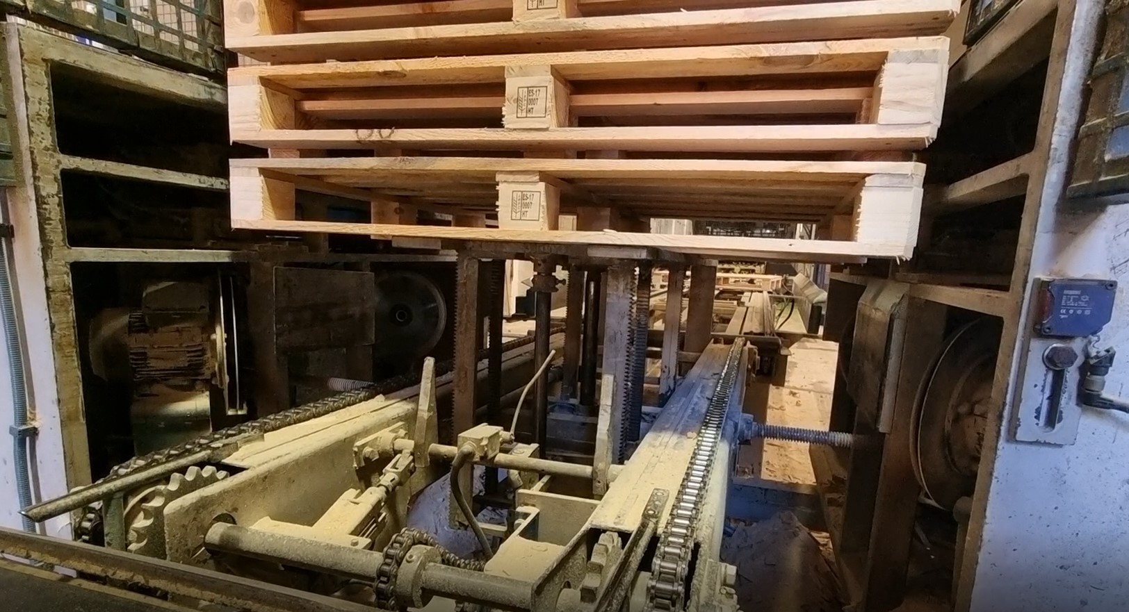 Reparación de stacker industrial